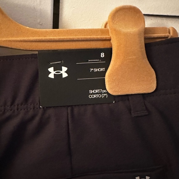 Under Armour Black Shorts - Picture 4 of 4